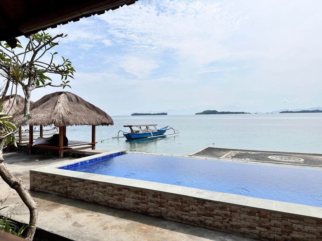 Krisna Bungalows And Restaurant Sekotong Ngoại thất bức ảnh