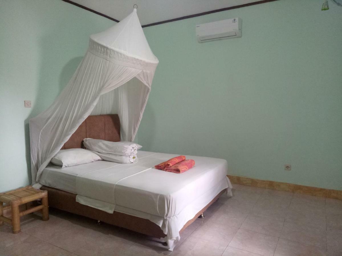 Krisna Bungalows And Restaurant Sekotong Ngoại thất bức ảnh